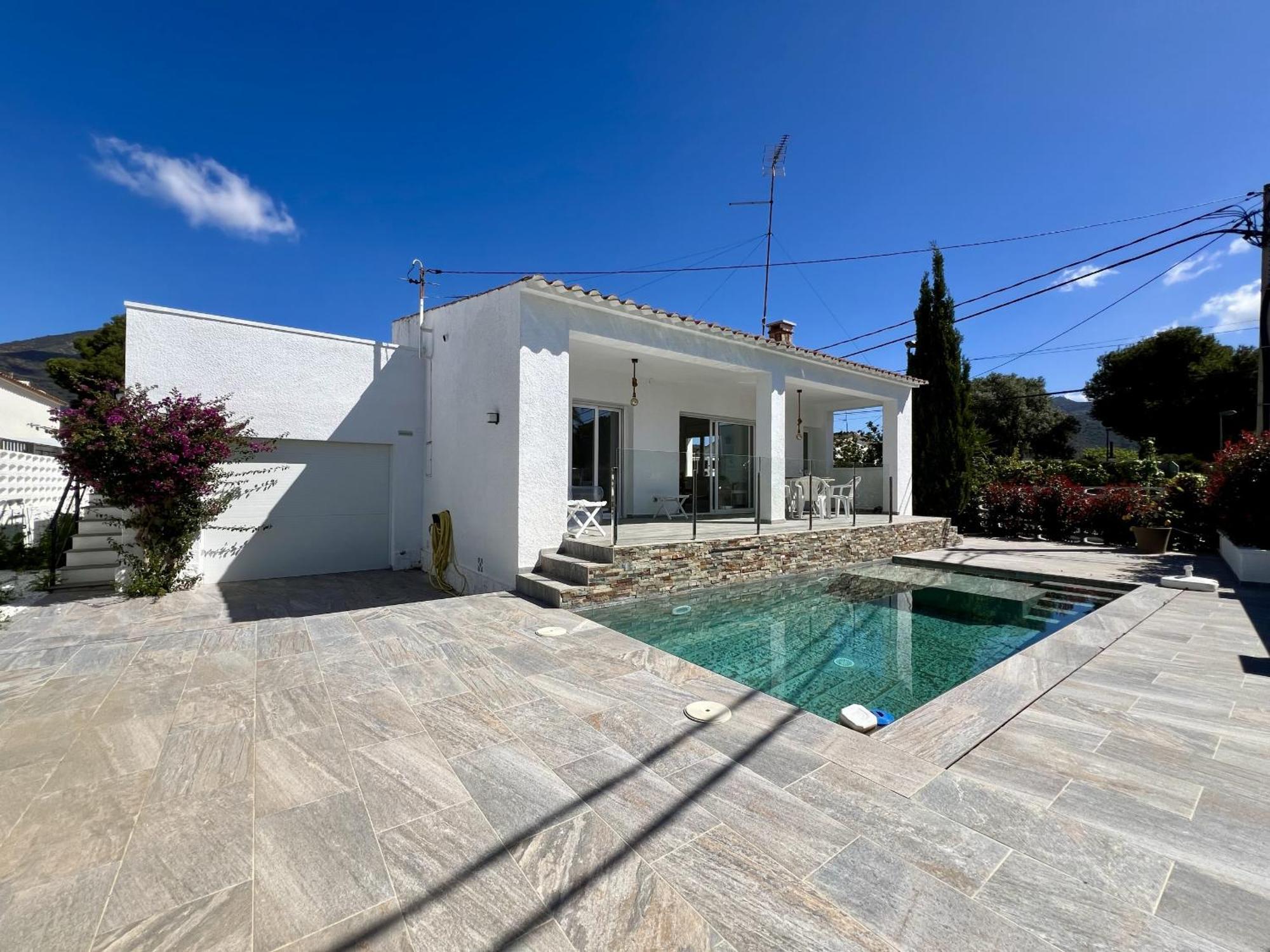Montsia 23 - Casa Con Piscina Privada En Roses Villa Eksteriør bilde