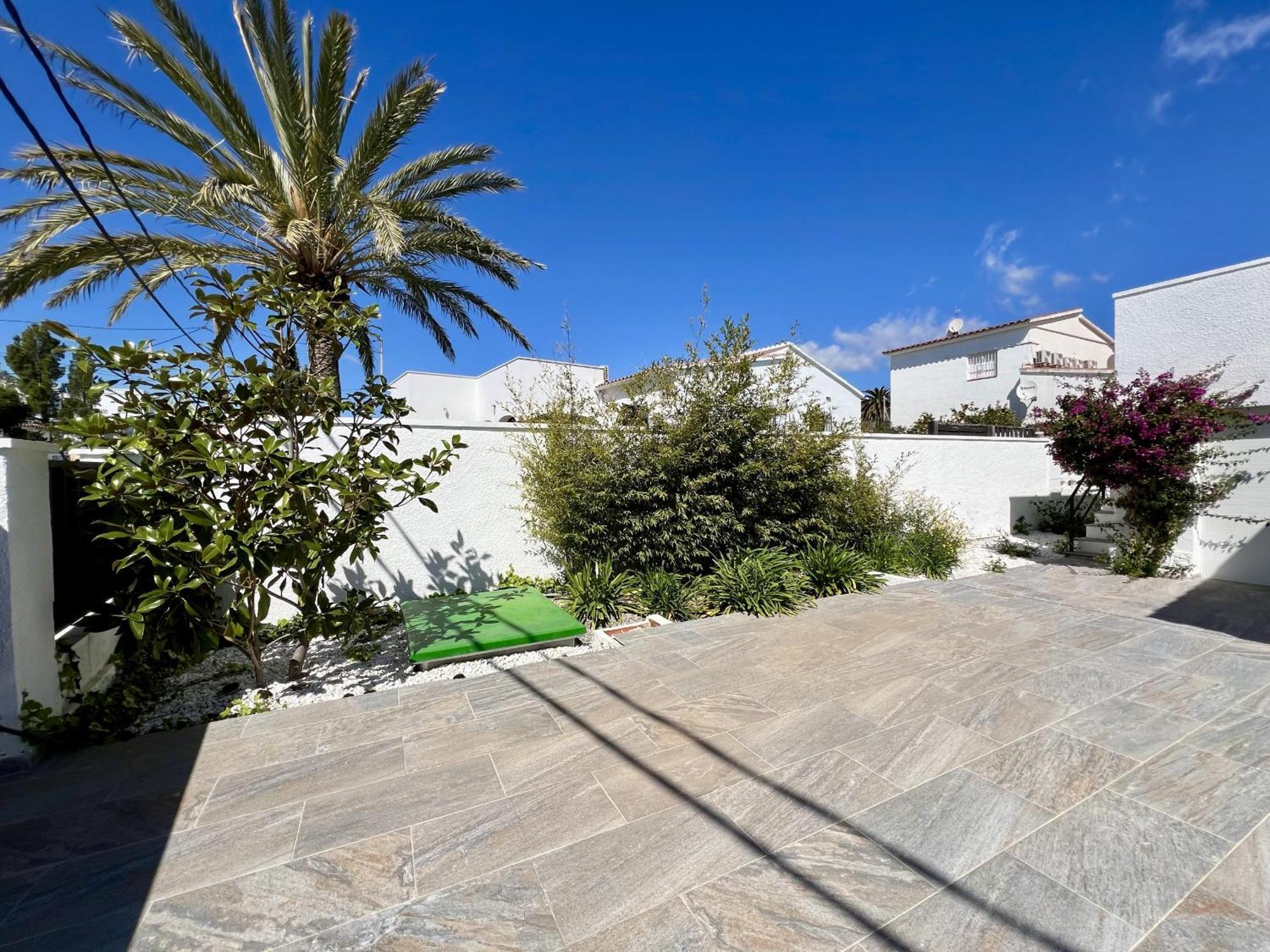 Montsia 23 - Casa Con Piscina Privada En Roses Villa Eksteriør bilde